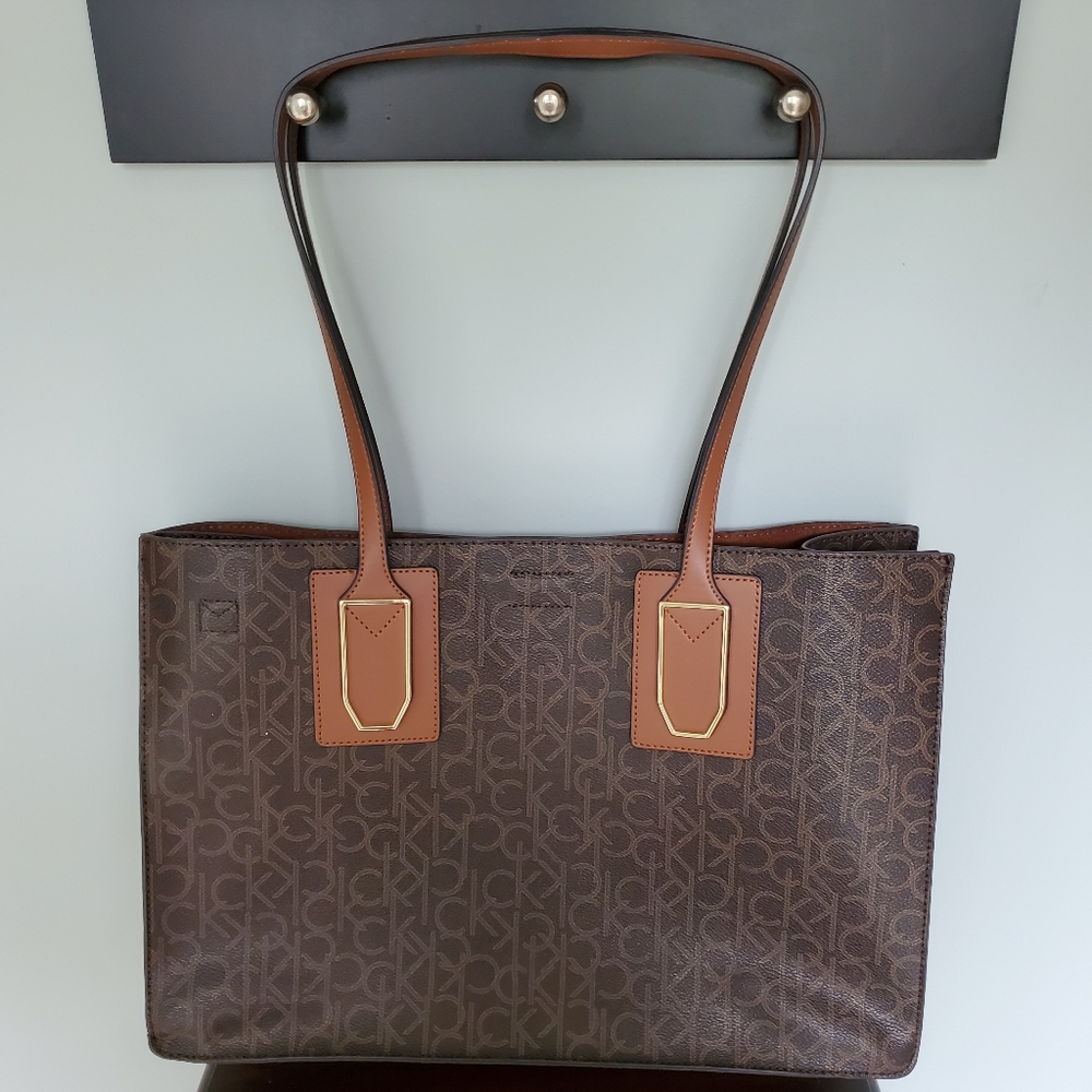 Calvin Klein Tote with Wristlet